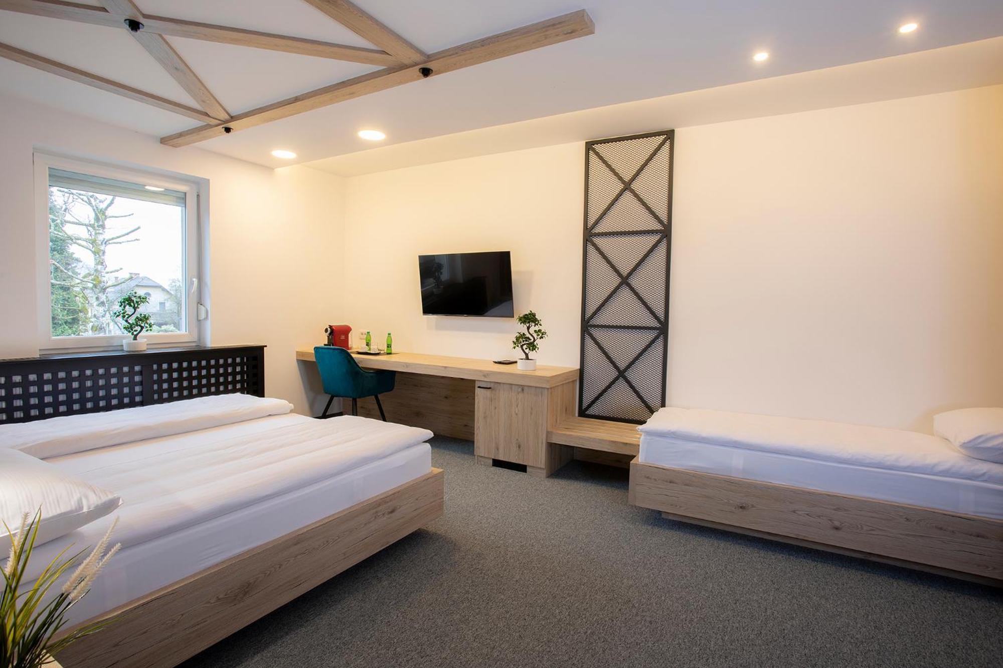 Rooms Bolero Naklo ห้อง รูปภาพ